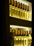Le bottiglie esposte nel ristorante Wine Store